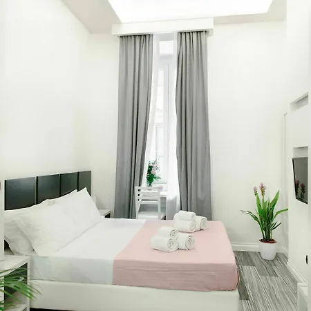 Guest house Cenci Bb Via Del Corso 3*